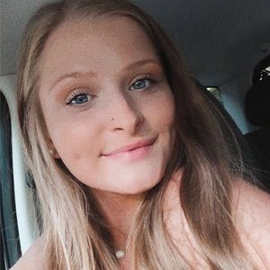 Meet your Posher, Addie